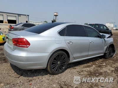 Trzecie zdjęcie samochodu z tyłu: 2015 VOLKSWAGEN PASSAT SE VIN:1VWBT7A35FC070602 - miniatura