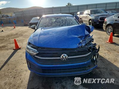 Piąte zdjęcie samochodu w środku: 2023 VOLKSWAGEN JETTA SPORT VIN:3VWBM7BU2PM045712 - miniatura