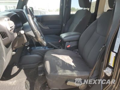 Zdjęcie 7 z 12 samochodu: 2016 JEEP WRANGLER UNLIMITED SPORT VIN:1C4BJWDG2GL130418 - miniatura