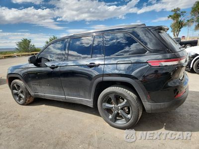 Drugie zdjęcie samochodu z przodu: 2023 JEEP GRAND CHEROKEE LAREDO VIN:1C4RJHAG8PC578581 - miniatura