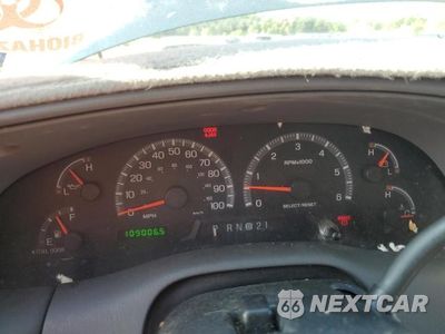 Zdjęcie 9 z 12 samochodu: 2001 FORD F150 VIN:1FTRW08L11KE24569 - miniatura