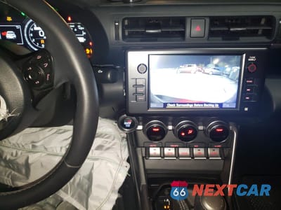 Zdjęcie 8 z 12 samochodu: 2023 TOYOTA GR 86 PREMIUM VIN:JF1ZNBF10P8758331 - miniatura