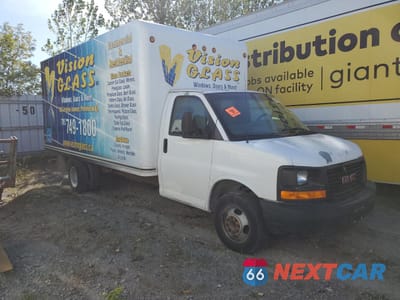 Czwarte zdjęcie samochodu z boku: 2007 GMC SAVANA CUTAWAY G3500 VIN:1GDJG31U371175393 - miniatura