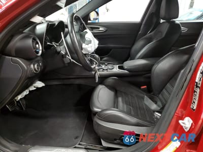 Zdjęcie 7 z 12 samochodu: 2020 ALFA ROMEO GIULIA TI VIN:ZARFANBN4L7626746 - miniatura