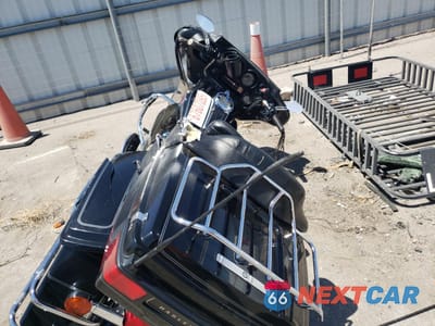 Zdjęcie 6 z 8 samochodu: 2005 HARLEY-DAVIDSON FLHTCUI VIN:1HD1FCW135Y661596 - miniatura