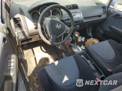 Zdjęcie 8 z 12 samochodu: 2008 HONDA FIT SPORT VIN:JHMGD38628S003929 - miniatura