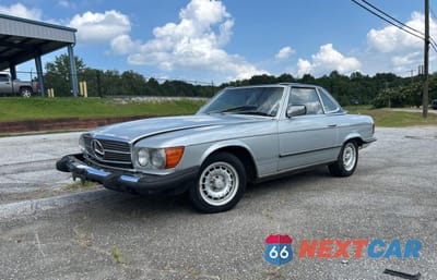 Drugie zdjęcie samochodu z przodu: 1985 MERCEDES BENZ 280SL VIN:WDB1070421A024836 - miniatura