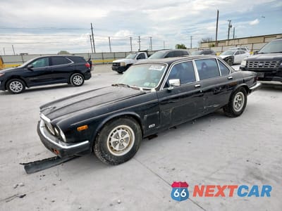 1985 JAGUAR XJ6 SAJJCALP4CC423018 - główne zdjęcie licytacji z USA - miniatura