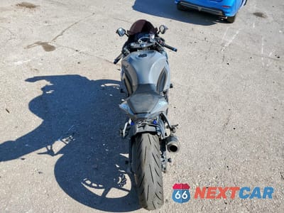 Zdjęcie 6 z 10 samochodu: 2019 KAWASAKI ZX636 K VIN:JKBZXJG14KA001520 - miniatura