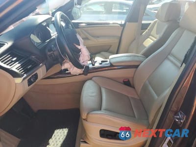 Zdjęcie 7 z 14 samochodu: 2013 BMW X5 XDRIVE35I VIN:5UXZV4C54D0B07504 - miniatura