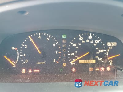 Zdjęcie 9 z 15 samochodu: 1998 LEXUS ES 300 VIN:JT8BF28G3W5028664 - miniatura