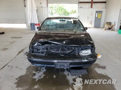 Piąte zdjęcie samochodu w środku: 1994 CHEVROLET CAPRICE CLASSIC LS VIN:1G1BN52P8RR168536 - miniatura