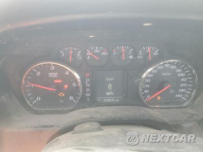 Zdjęcie 9 z 12 samochodu: 2015 CHEVROLET SILVERADO C3500 VIN:1GC3CYCG5FZ134440 - miniatura