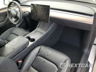 Zdjęcie 8 z 15 samochodu: 2023 TESLA MODEL Y VIN:7SAYGAEE1PF596629 - miniatura