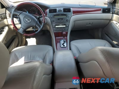 Zdjęcie 8 z 12 samochodu: 2003 LEXUS ES 300 VIN:JTHBF30G936020897 - miniatura