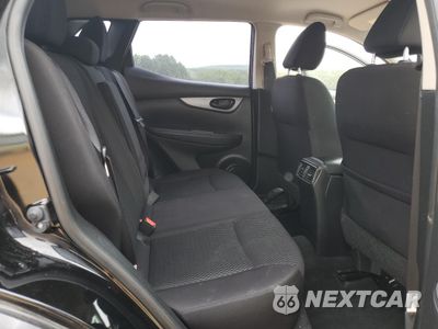 Zdjęcie 11 z 17 samochodu: 2018 NISSAN ROGUE SPORT S VIN:JN1BJ1CR6JW250740 - miniatura