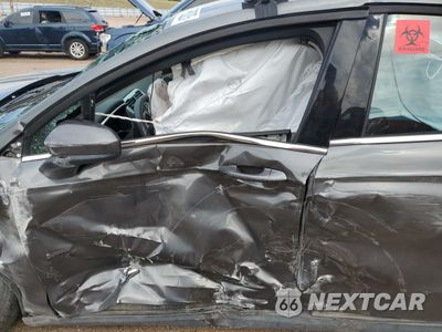 Zdjęcie 7 z 12 samochodu: 2016 FORD FUSION S VIN:1FA6P0G75G5118444 - miniatura