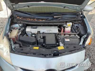 Zdjęcie 11 z 13 samochodu: 2014 TOYOTA PRIUS TWO VIN:JTDKN3DU9E1858836 - miniatura