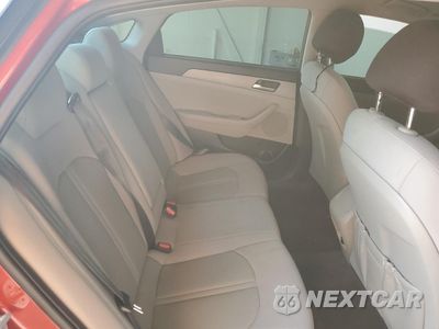 Zdjęcie 10 z 13 samochodu: 2019 HYUNDAI SONATA SE VIN:5NPE24AF5KH774454 - miniatura