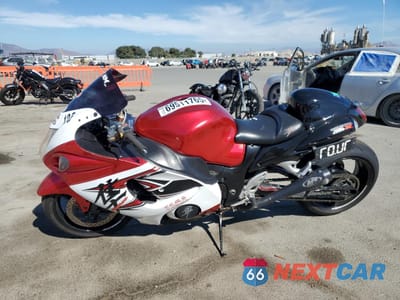 Trzecie zdjęcie samochodu z tyłu: 2008 SUZUKI GSX1300 R VIN:JS1GX72A082111537 - miniatura