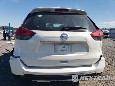 Zdjęcie 6 z 16 samochodu: 2018 NISSAN ROGUE S VIN:5N1AT2MT0JC795820 - miniatura