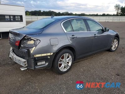 Trzecie zdjęcie samochodu z tyłu: 2015 INFINITI Q40 BASE VIN:JN1CV6AR6FM523252 - miniatura