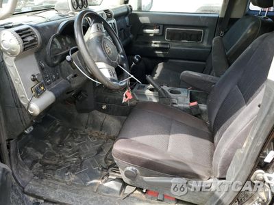 Zdjęcie 7 z 16 samochodu: 2014 TOYOTA FJ CRUISER VIN:JTEBU4BF7EK201682 - miniatura