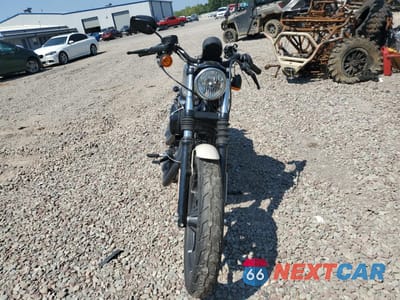 Drugie zdjęcie samochodu z przodu: 2022 HARLEY-DAVIDSON XL883 N VIN:1HD4LE211NB411266 - miniatura