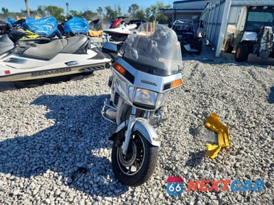 Drugie zdjęcie samochodu z przodu: 1985 HONDA GL1200 I VIN:1HFSC1418FA108769 - miniatura