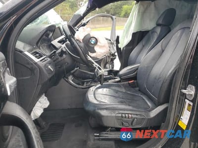 Zdjęcie 7 z 13 samochodu: 2017 BMW X1 SDRIVE28I VIN:WBXHU7C35H5H38032 - miniatura