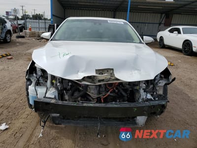 Piąte zdjęcie samochodu w środku: 2018 TOYOTA AVALON HYBRID VIN:4T1BD1EB0JU063845 - miniatura