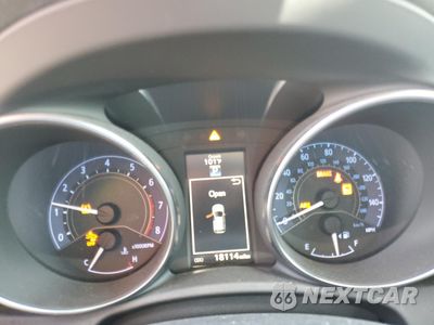 Zdjęcie 9 z 13 samochodu: 2017 TOYOTA COROLLA IM VIN:JTNKARJE7HJ528138 - miniatura