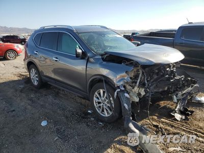 Czwarte zdjęcie samochodu z boku: 2020 NISSAN ROGUE S VIN:KNMAT2MT7LP516959 - miniatura