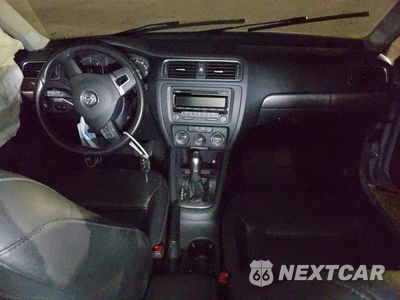 Zdjęcie 8 z 12 samochodu: 2014 VOLKSWAGEN JETTA TDI VIN:3VWLL7AJ2EM354561 - miniatura