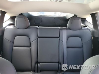 Zdjęcie 10 z 15 samochodu: 2024 TESLA MODEL Y VIN:7SAYGDEF5RF036478 - miniatura