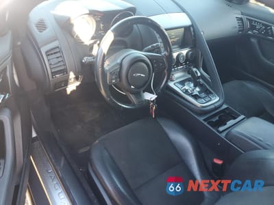 Zdjęcie 8 z 13 samochodu: 2015 JAGUAR F-TYPE VIN:SAJXA6ET3F8K15367 - miniatura