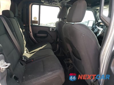 Zdjęcie 10 z 13 samochodu: 2020 JEEP GLADIATOR SPORT VIN:1C6JJTAG7LL126168 - miniatura