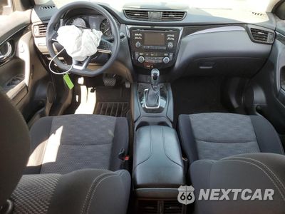 Zdjęcie 8 z 15 samochodu: 2017 NISSAN ROGUE SPORT S VIN:JN1BJ1CR4HW102015 - miniatura