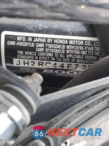 Zdjęcie 8 z 9 samochodu: 2002 HONDA VT750 CDD VIN:JH2RC44F72M011603 - miniatura