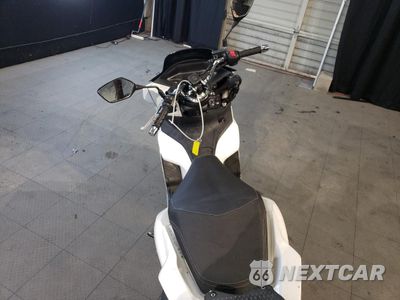Zdjęcie 6 z 10 samochodu: 2022 HONDA WW150 VIN:RLHKF4703NY100428 - miniatura