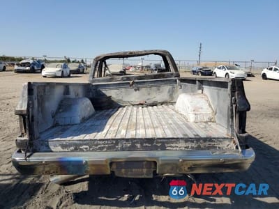 Zdjęcie 6 z 11 samochodu: 1986 CHEVROLET C10 VIN:1GCDC14H6GF365210 - miniatura