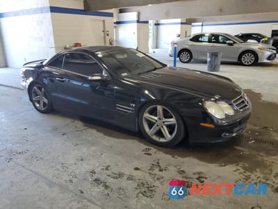 Czwarte zdjęcie samochodu z boku: 2005 MERCEDES-BENZ SL 500 VIN:WDBSK75FX5F097624 - miniatura