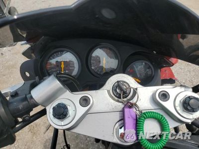 Zdjęcie 7 z 10 samochodu: 1995 SUZUKI GSX600 F VIN:JS1GN72A6S2104234 - miniatura