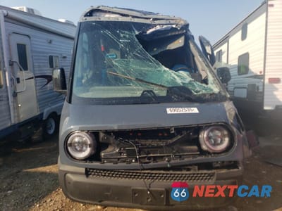 Piąte zdjęcie samochodu w środku: 2025 RIVIAN EDV 700 VIN:7FCEHEB23SN029762 - miniatura