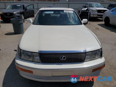 Piąte zdjęcie samochodu w środku: 1991 LEXUS LS 400 VIN:JT8UF11E0M0092487 - miniatura