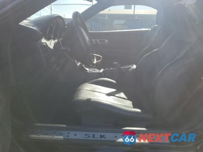 Zdjęcie 7 z 14 samochodu: 2003 MERCEDES-BENZ SLK 230 KOMPRESSOR VIN:WDBKK49F33F280207 - miniatura