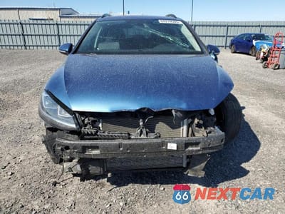 Piąte zdjęcie samochodu w środku: 2019 VOLKSWAGEN GOLF SPORTWAGEN S S VIN:3VW117AU7KM520902 - miniatura