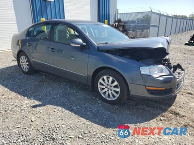 Czwarte zdjęcie samochodu z boku: 2010 VOLKSWAGEN PASSAT 2.0T VIN:WVWAK9AN9AE110983 - miniatura