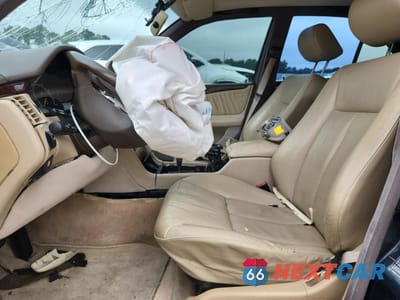 Zdjęcie 7 z 13 samochodu: 1996 MERCEDES-BENZ E 320 VIN:WDBJF55FXTJ004888 - miniatura