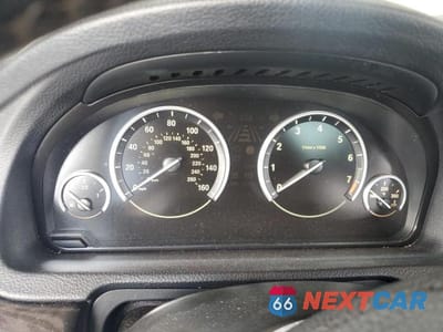 Zdjęcie 9 z 12 samochodu: 2011 BMW 550 GT VIN:WBASN4C56BC209976 - miniatura